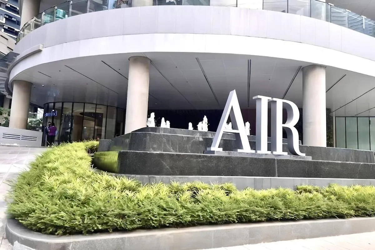 Stylish 2Br At Air Residences In Makati City Manila